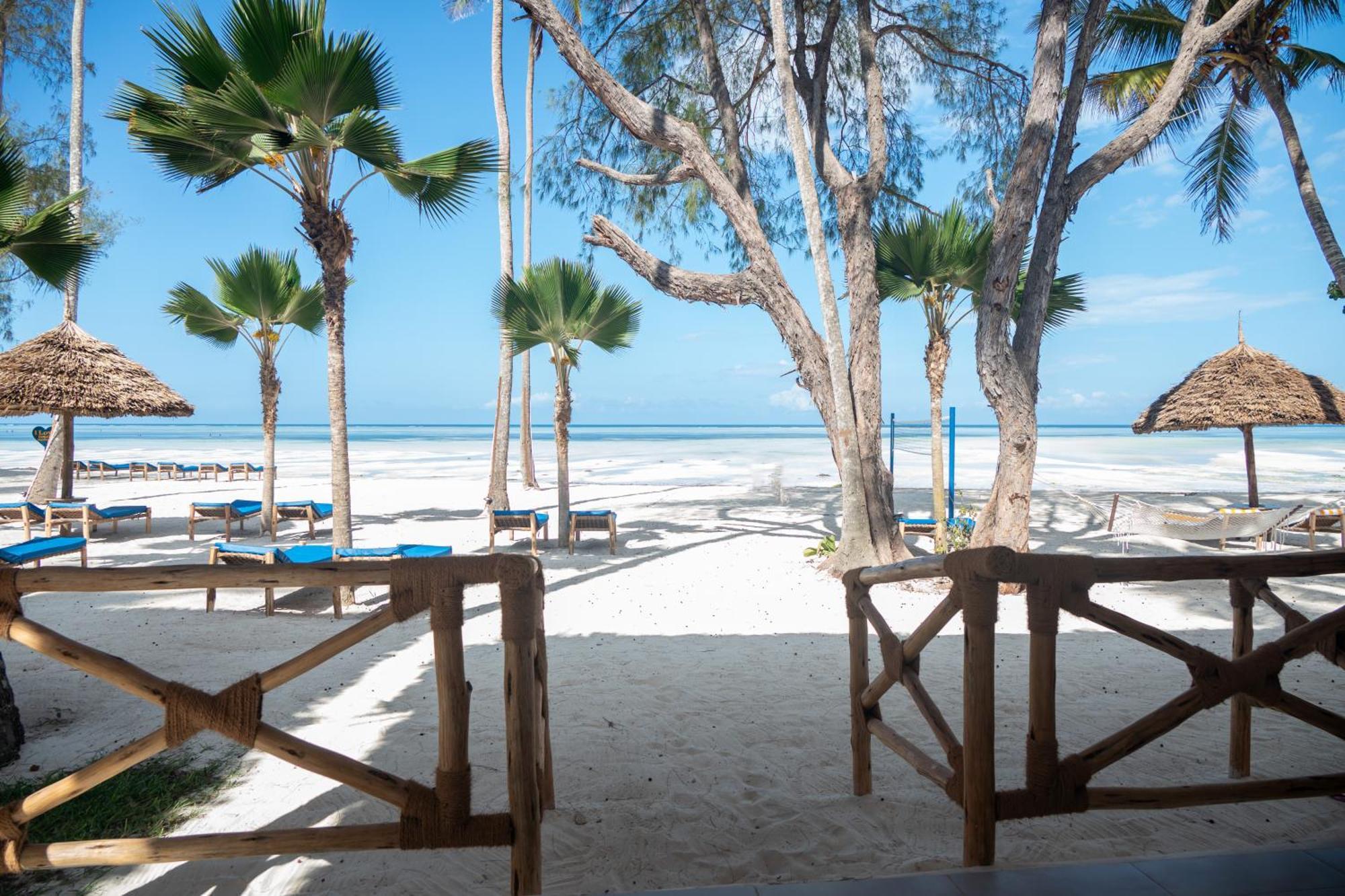 Royal Mandarin Hotel & Resort Pwani Mchangani Exterior photo