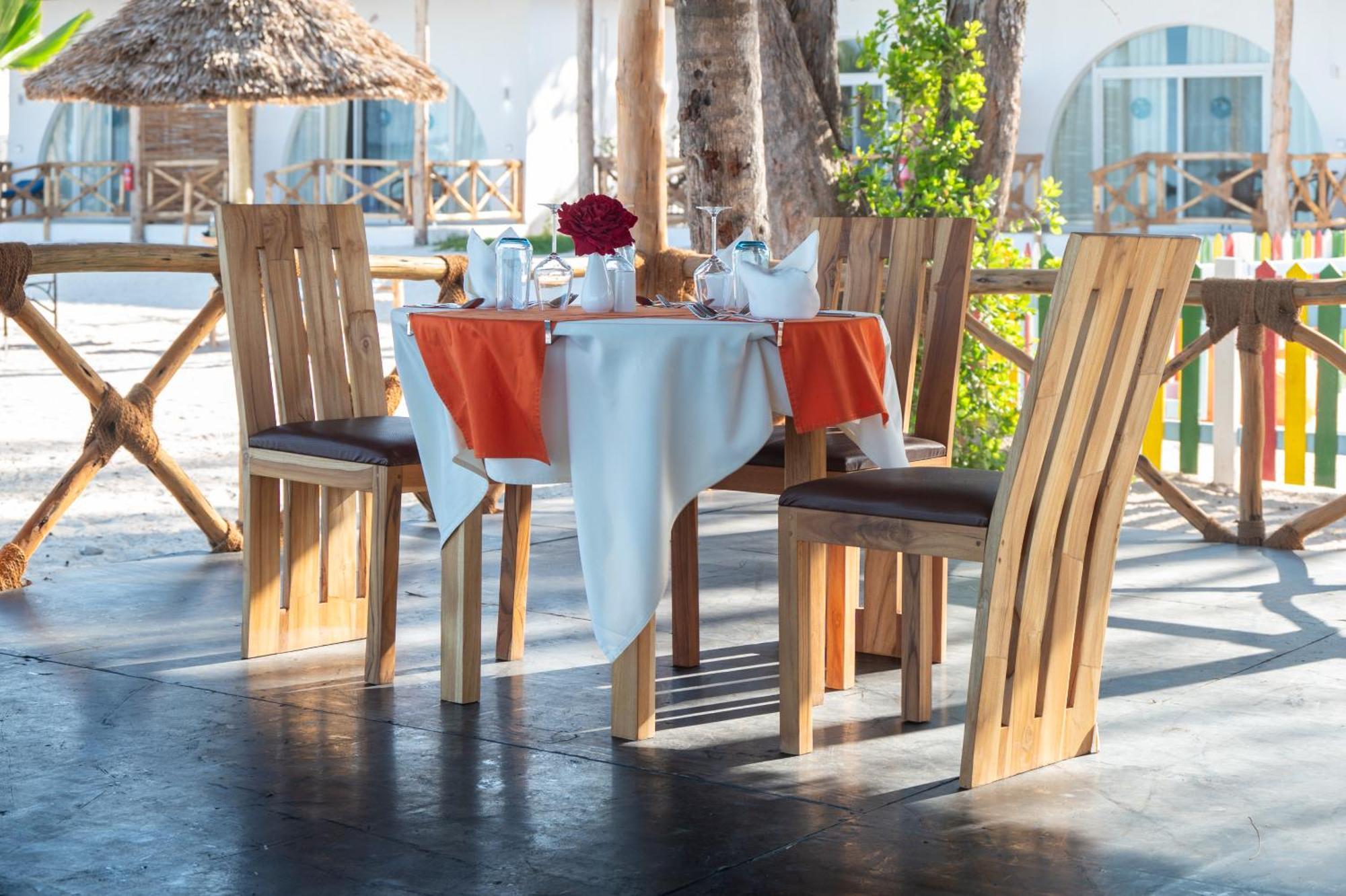 Royal Mandarin Hotel & Resort Pwani Mchangani Exterior photo