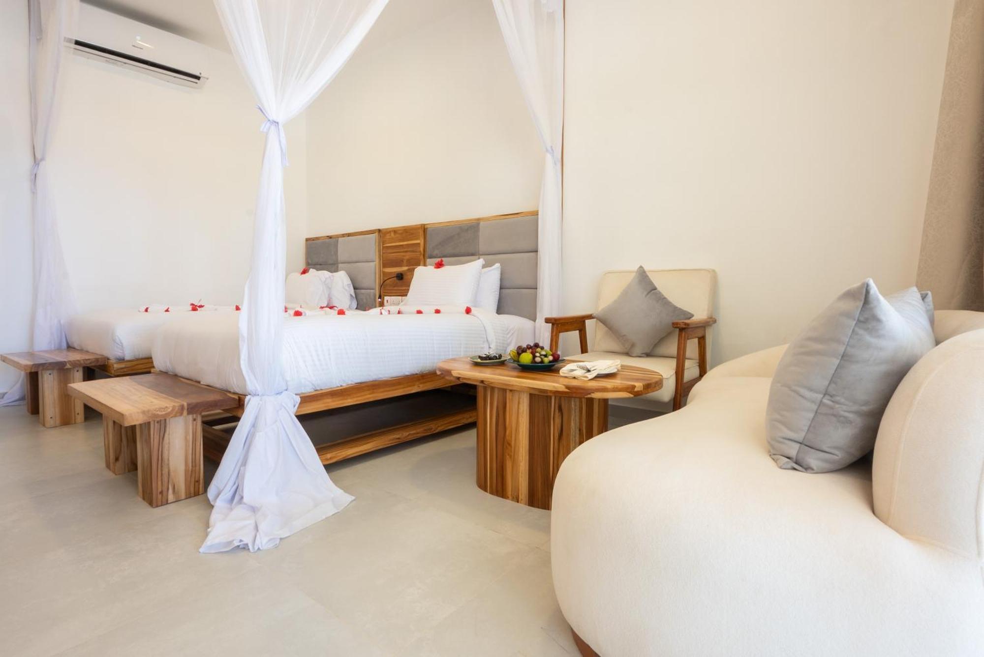 Royal Mandarin Hotel & Resort Pwani Mchangani Exterior photo